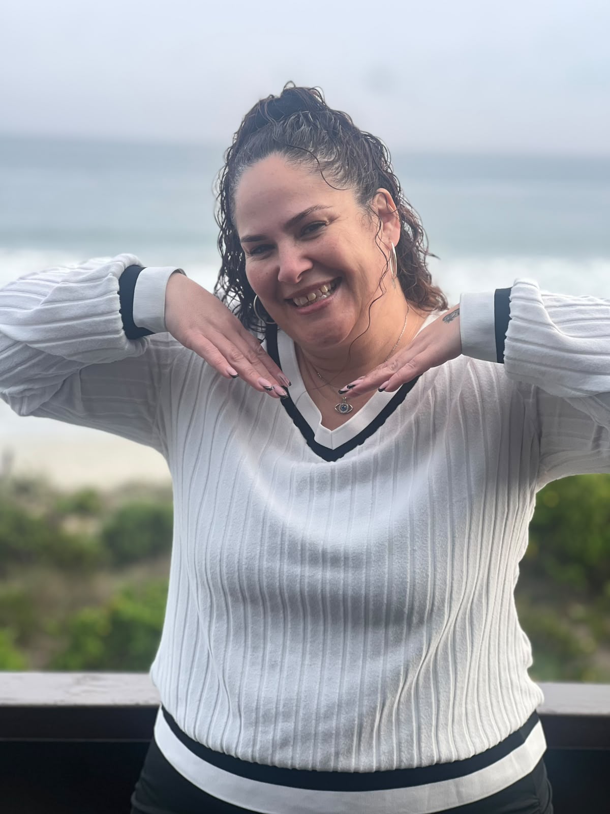 Portrait of Kim, founder of Aligned & Becoming